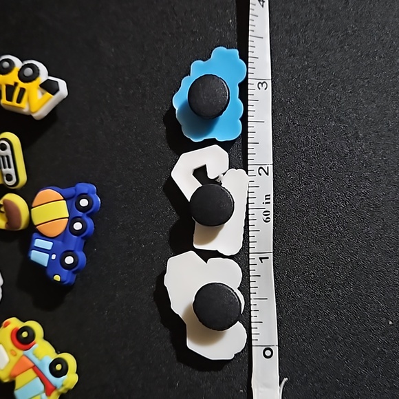 Construction Vehicles Shoe Charms set of 15 New in Package - Picture 3 of 5